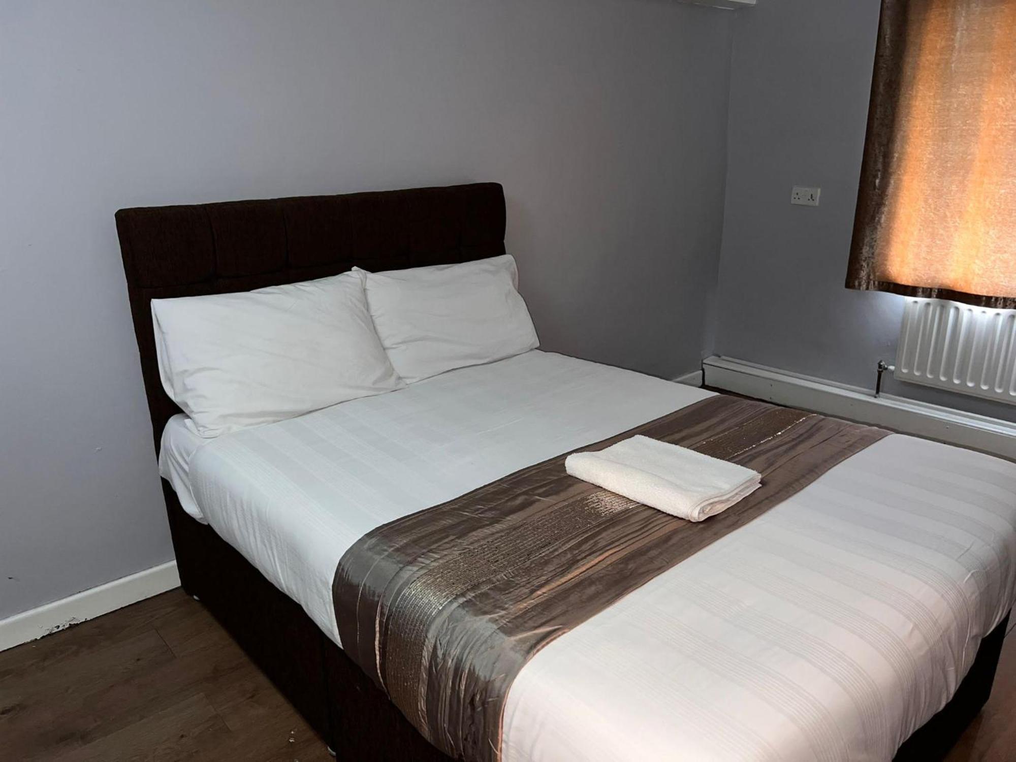 מידלטון Assheton Hotel מראה חיצוני תמונה