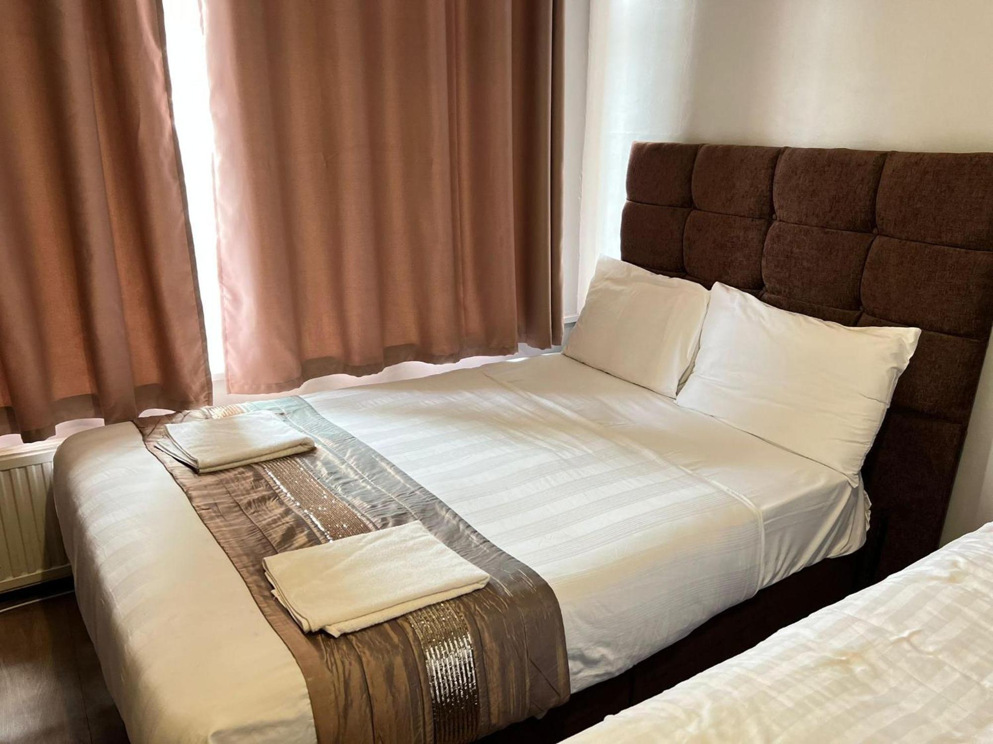 מידלטון Assheton Hotel מראה חיצוני תמונה
