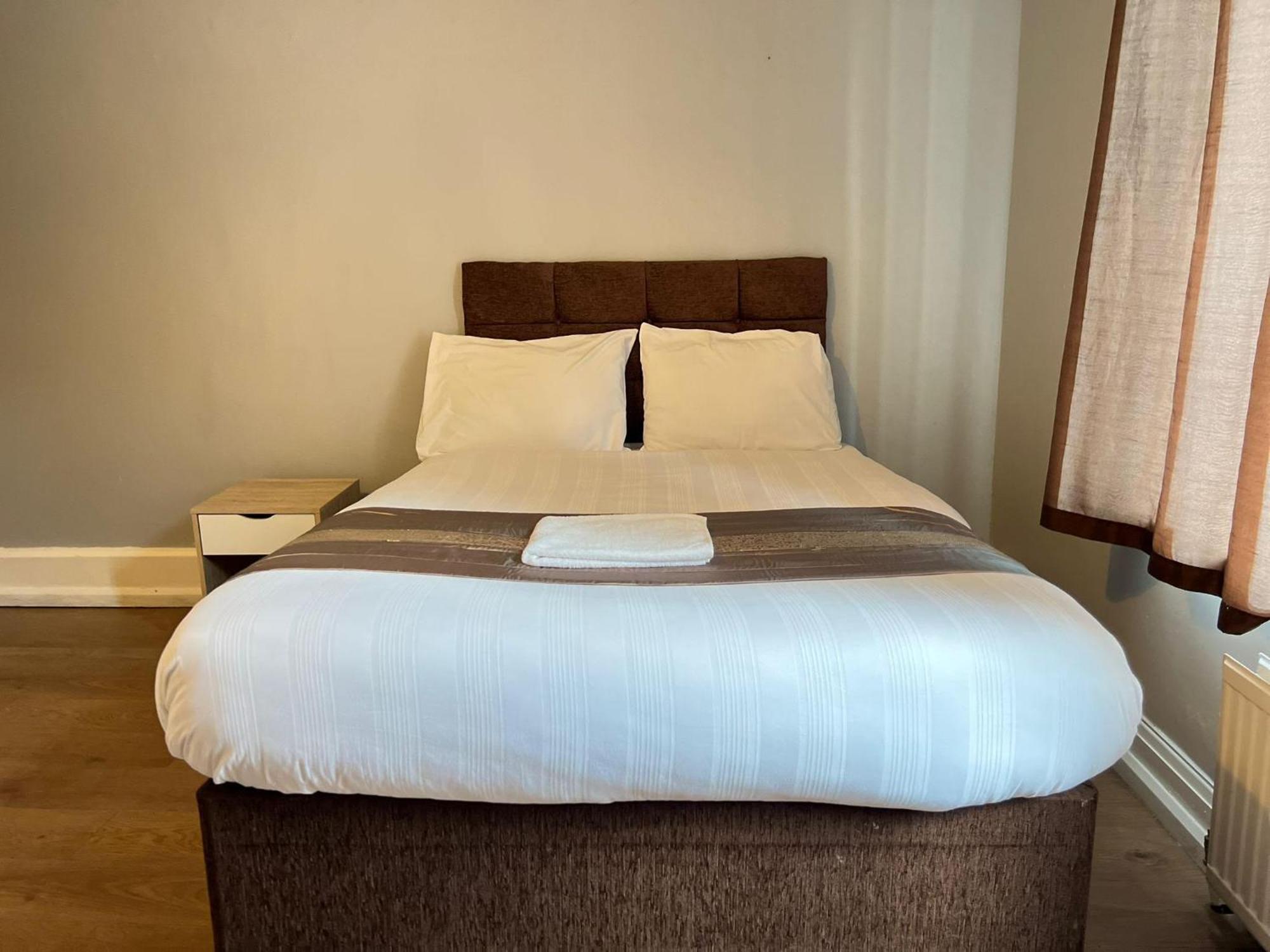 מידלטון Assheton Hotel מראה חיצוני תמונה